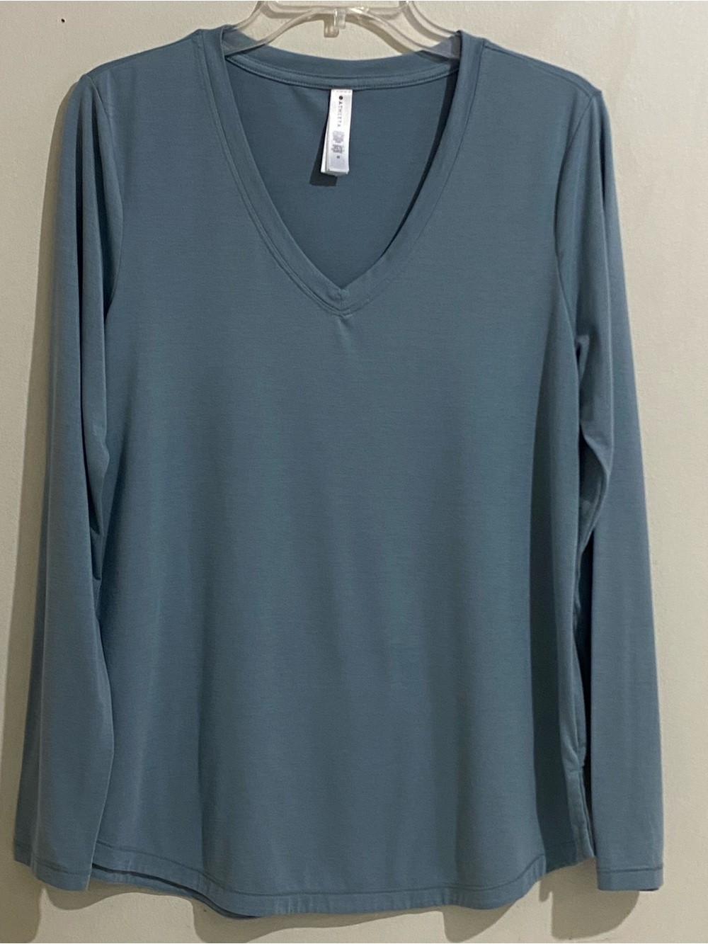 Athleta Women's Long Sleeve V-Neck Top - Dusty Blue